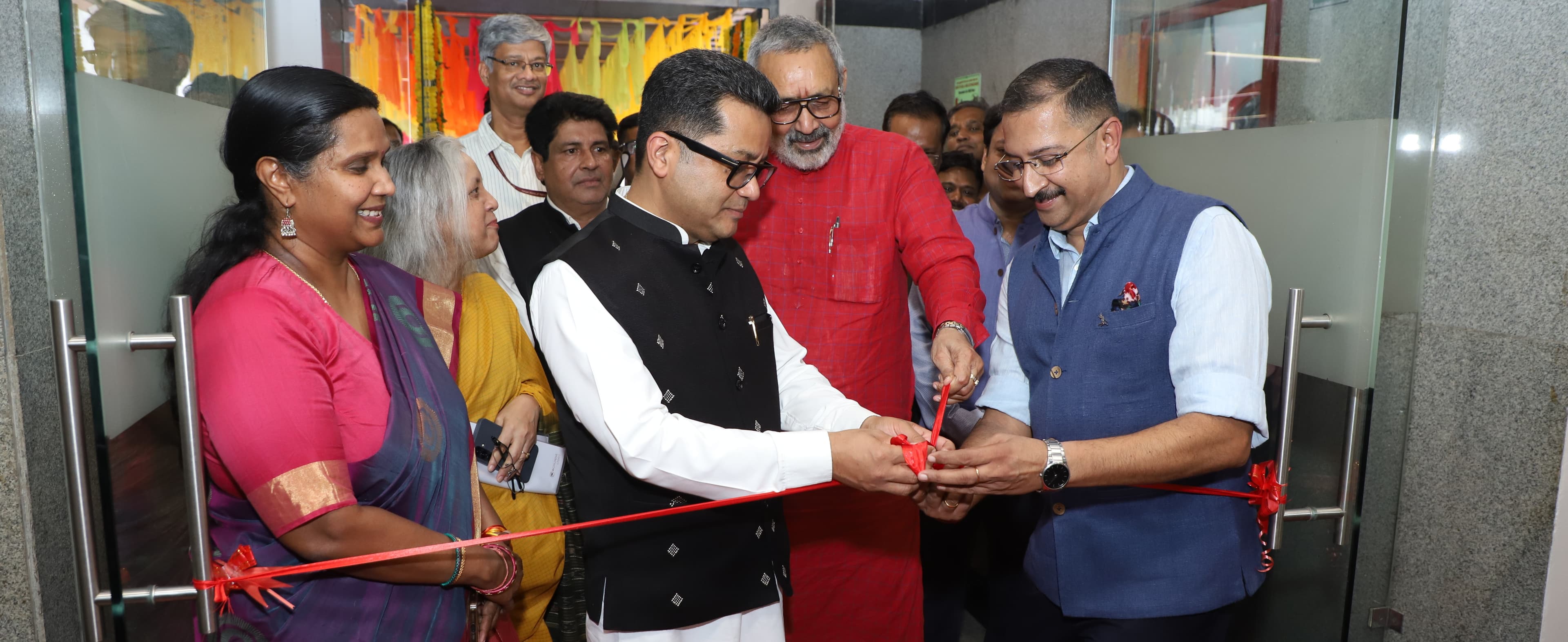 Shri Giriraj Singh, HMoT & Shri Pabitra Margherita, HMoST inaugurating Handloom Expo at Janpath on the occasion of the 11th NHD - Aug 2025