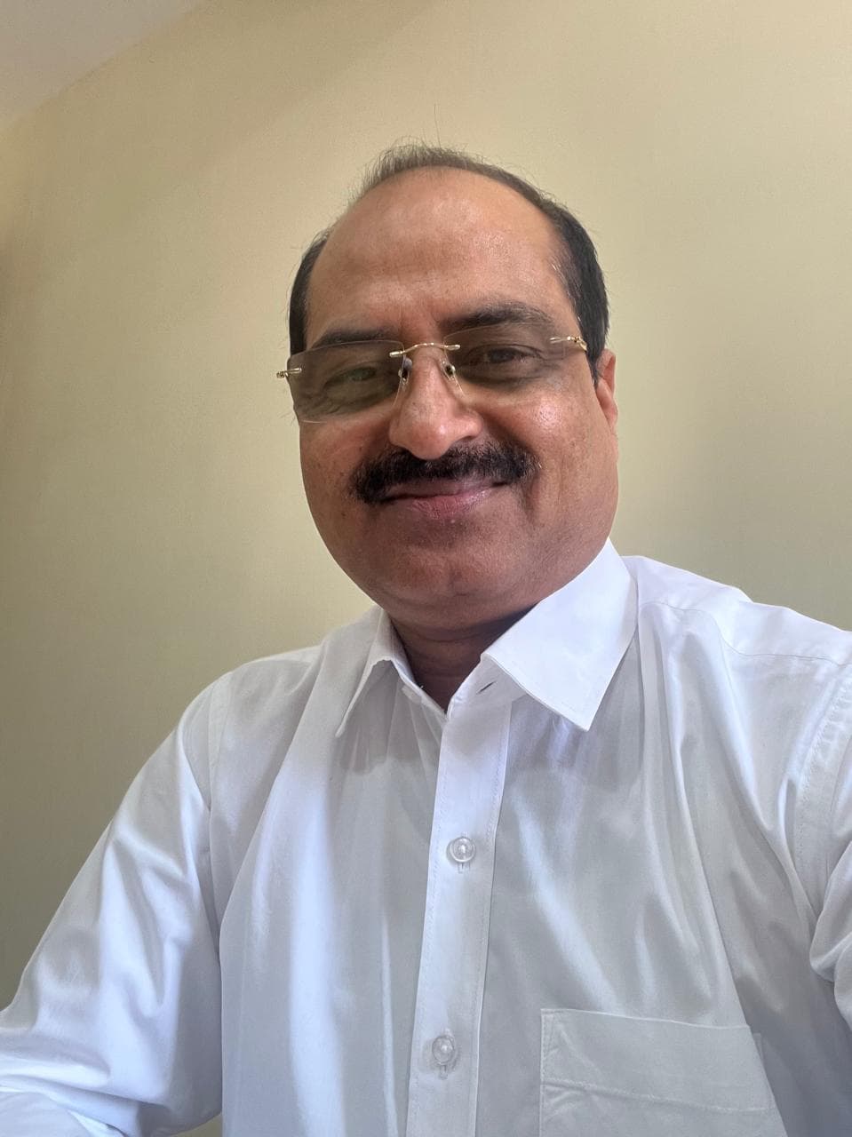 श्री एस.एस. शिंदे